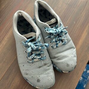 No bull size 7 trainers